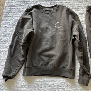 7 Days Active Crew Sweatshirt in Beluga Grey